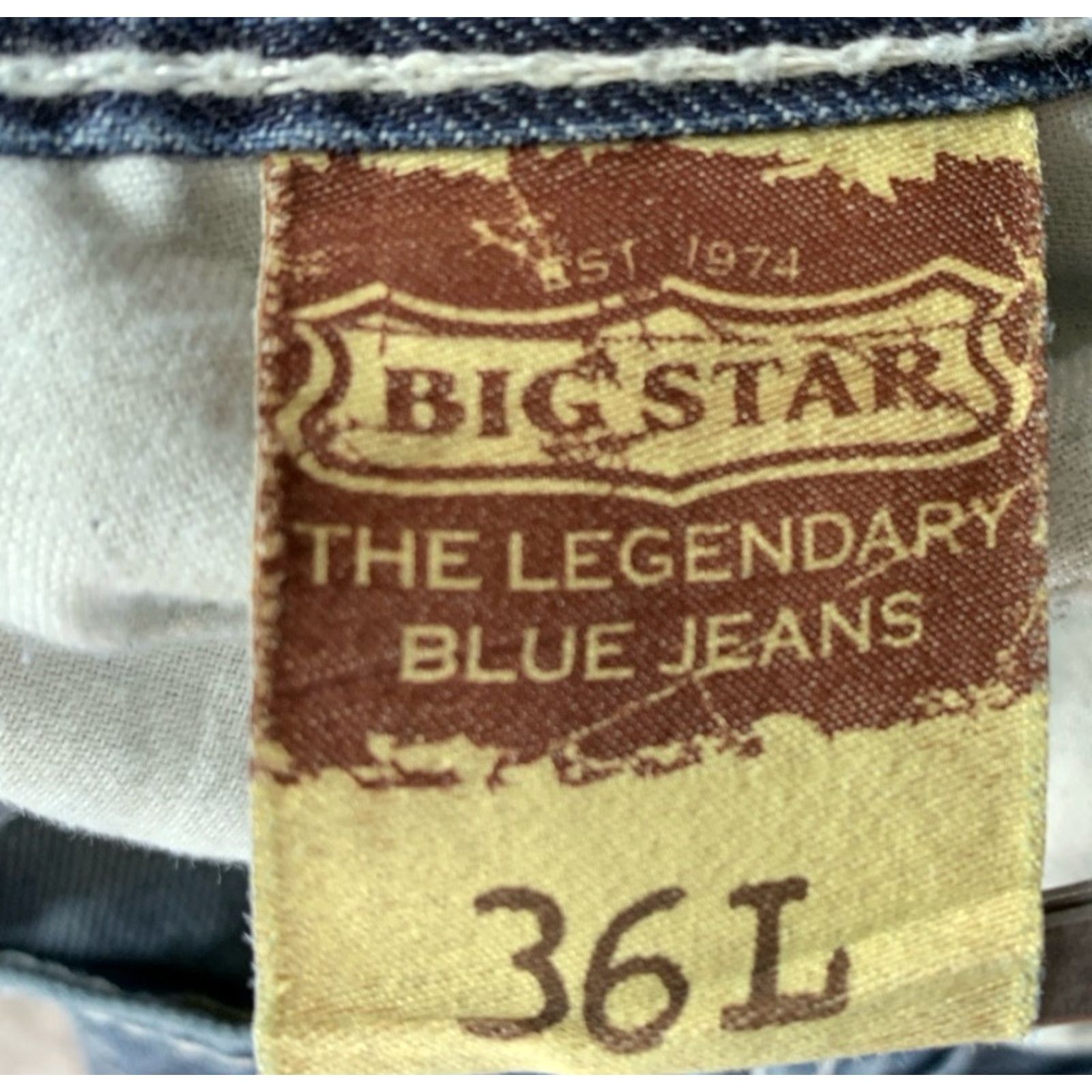 Big Star Jeans Mens 36x32 Blue Voyager Straight Relaxed Distressed Whiskered Jeans Shirt?