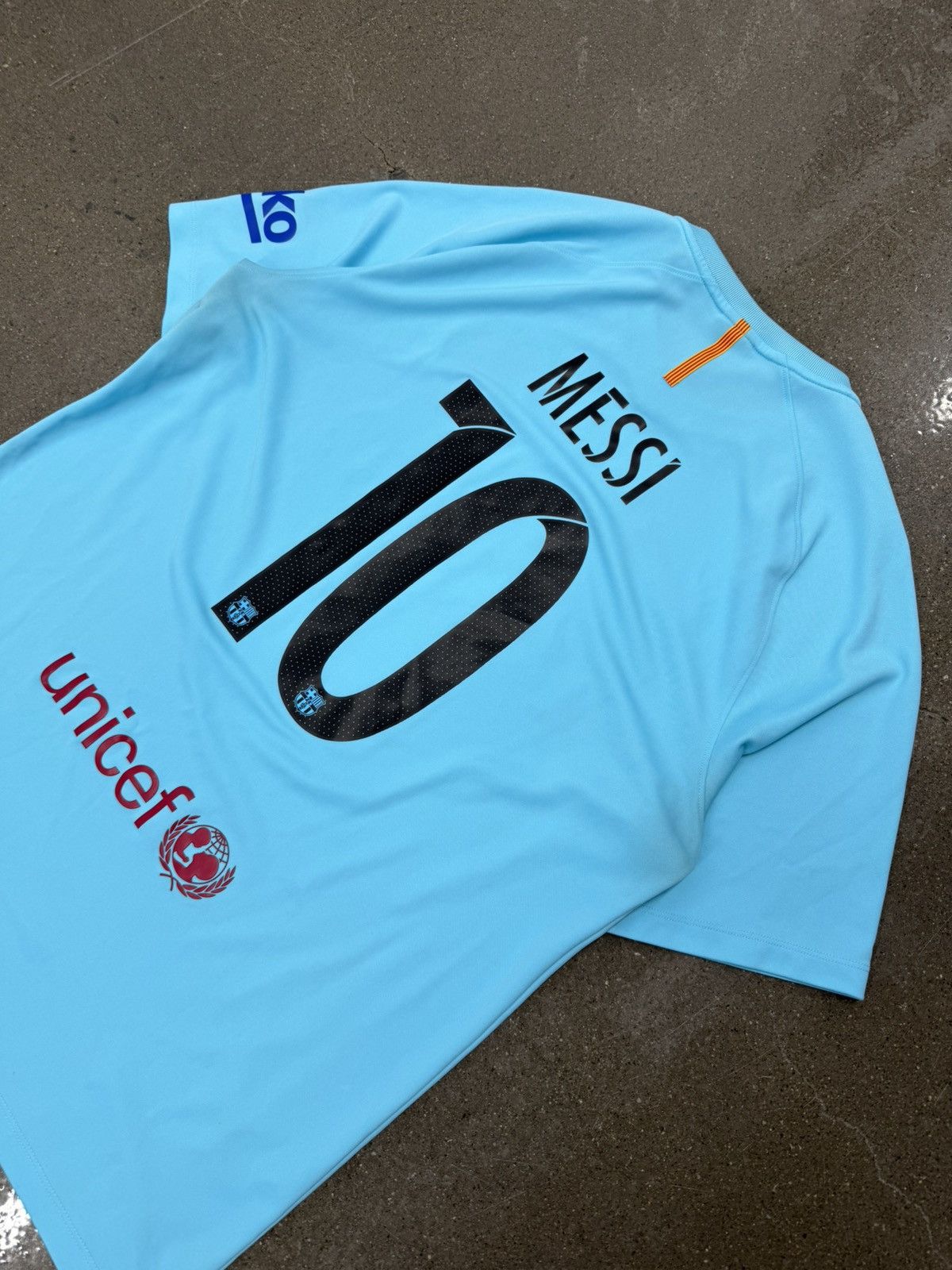 Nike 2017/18 Barcelona Away Jersey #10 Messi Size US L / EU 52-54 / 3 - 8 Thumbnail
