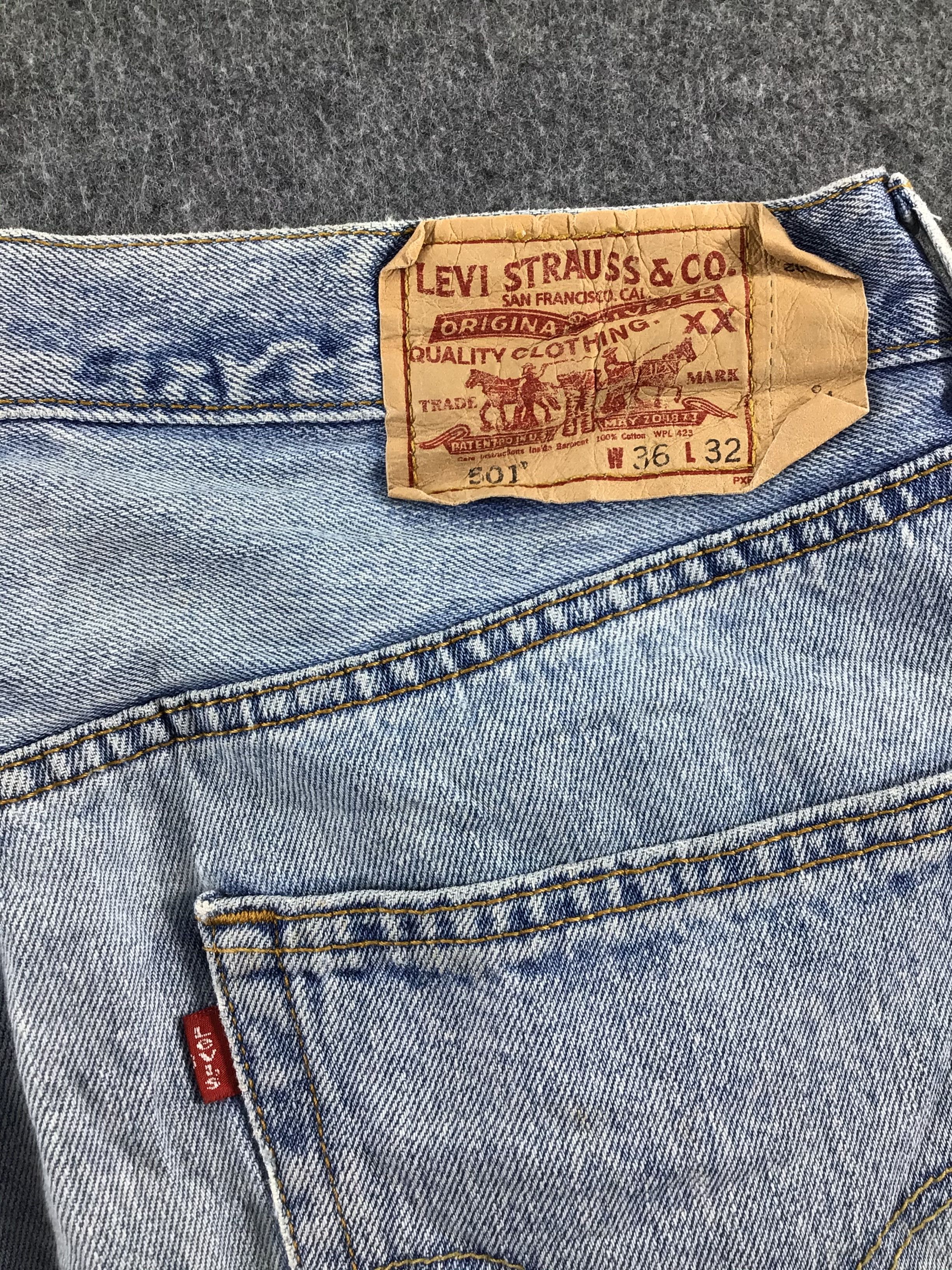 Levi's Vintage Levis 501 Jeans Levi's Faded Blue Denim -J418 Size US 35 - 5 Thumbnail