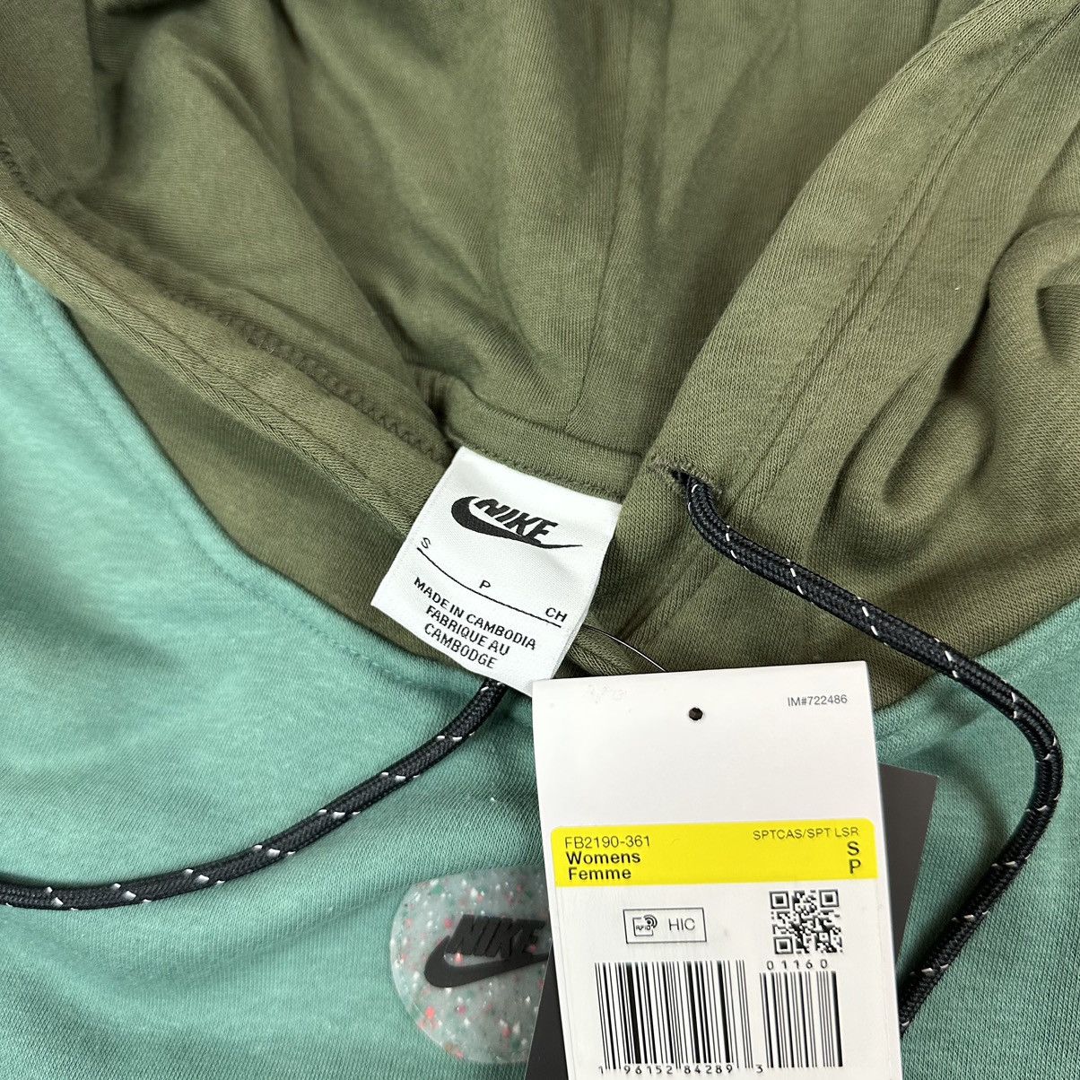Nike Nike central logo hoodie S pocket streetwear swoosh Size US S / EU 44-46 / 1 - 4 Thumbnail