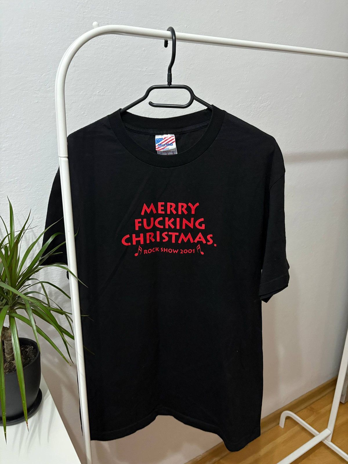 Vintage Very crazy t-shirt merry fucking christmas Size US L / EU 52-54 / 3 - 1 Thumbnail