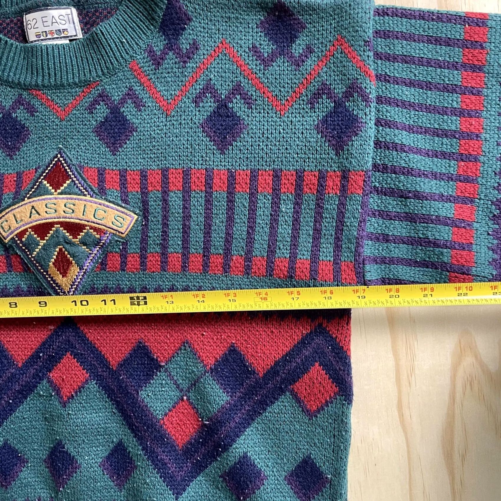 Vintage VINTAGE 62 EAST Sweater Mens S Green Crew Neck Knit Geometric 90s Pullover Classics Size US S / EU 44-46 / 1 - 4 Thumbnail