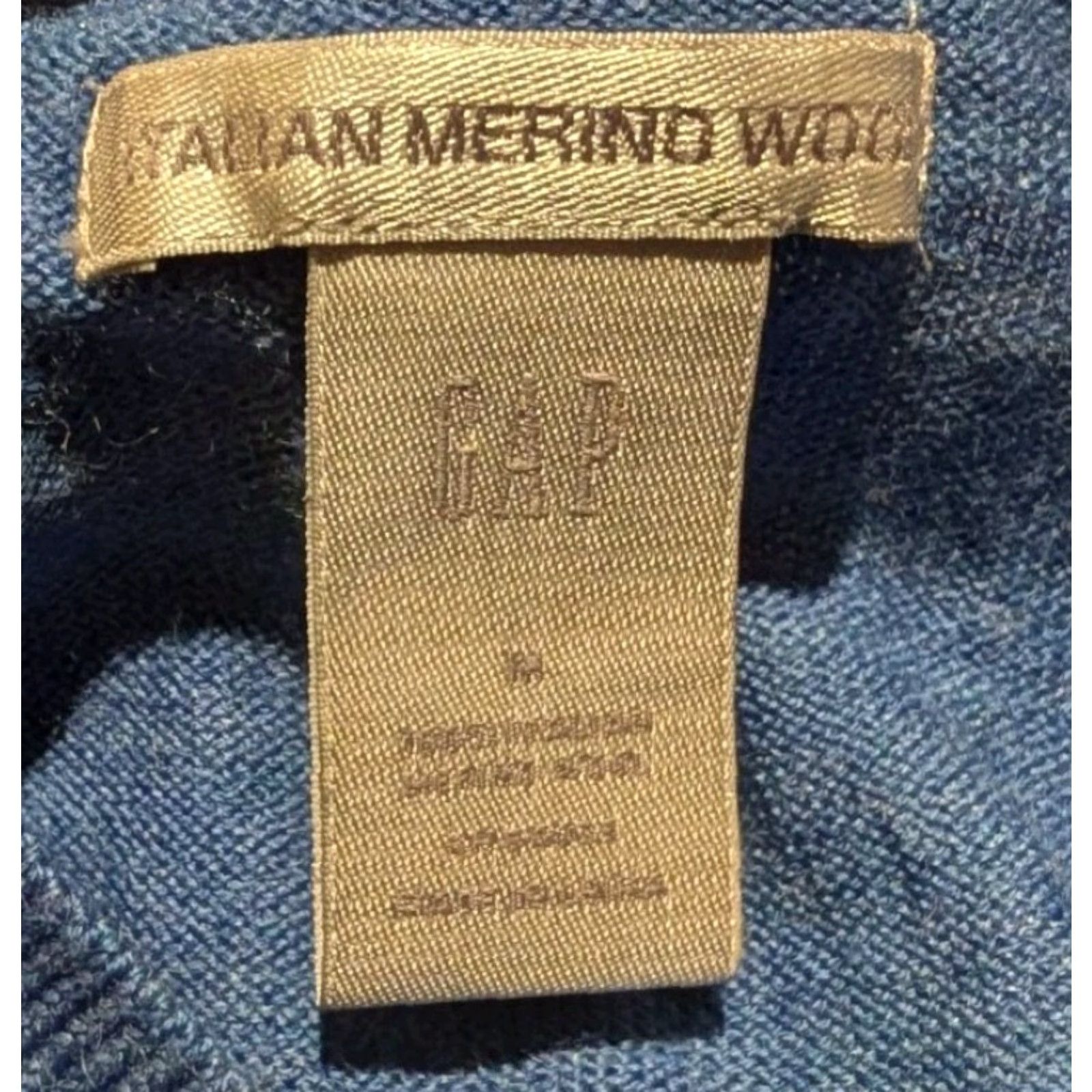 Gap GAP Men’s Blue V-Neck Sweater 100% Italian Merino Wool Size M Pullover Knit Lightweight All Seasons Casual Business Size US M / EU 48-50 / 2 - 6 Thumbnail