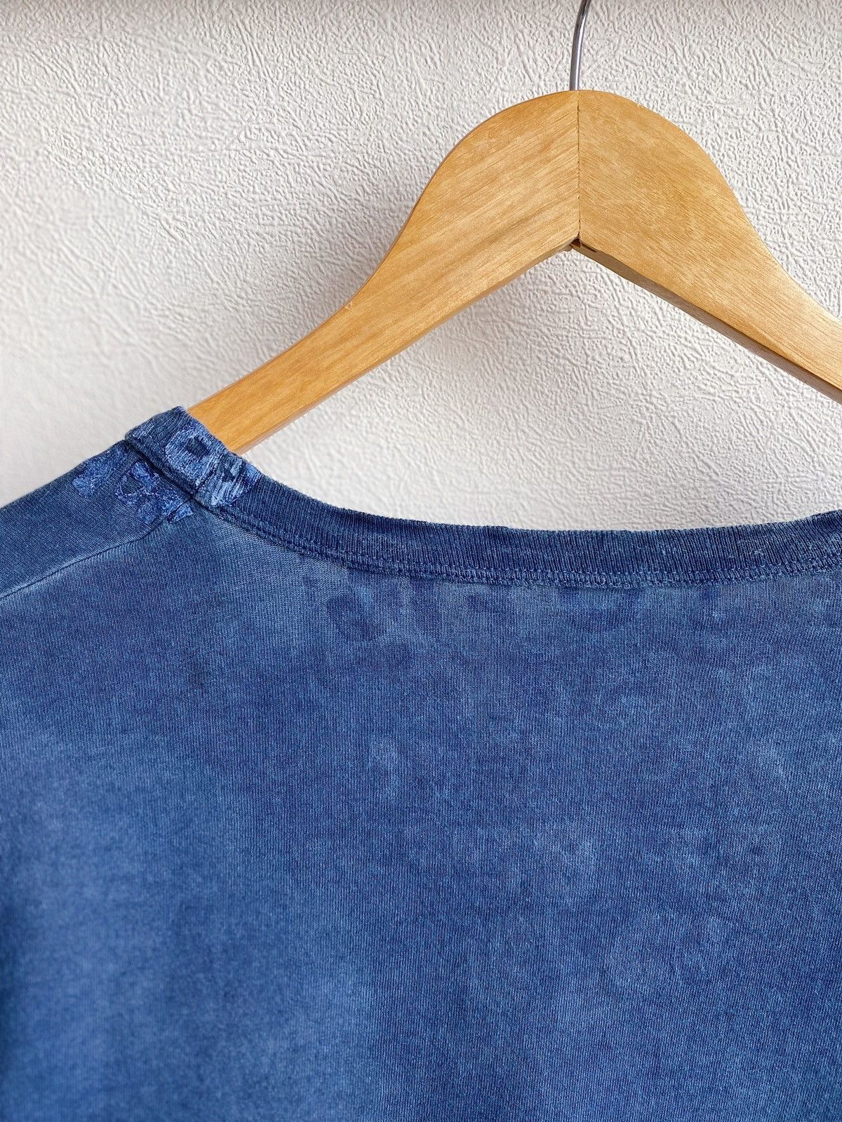 Maison Margiela MAISON MARTIN MARGIELA AIDS garment dyed v- neck t-shirt Size US L / EU 52-54 / 3 - 10 Thumbnail