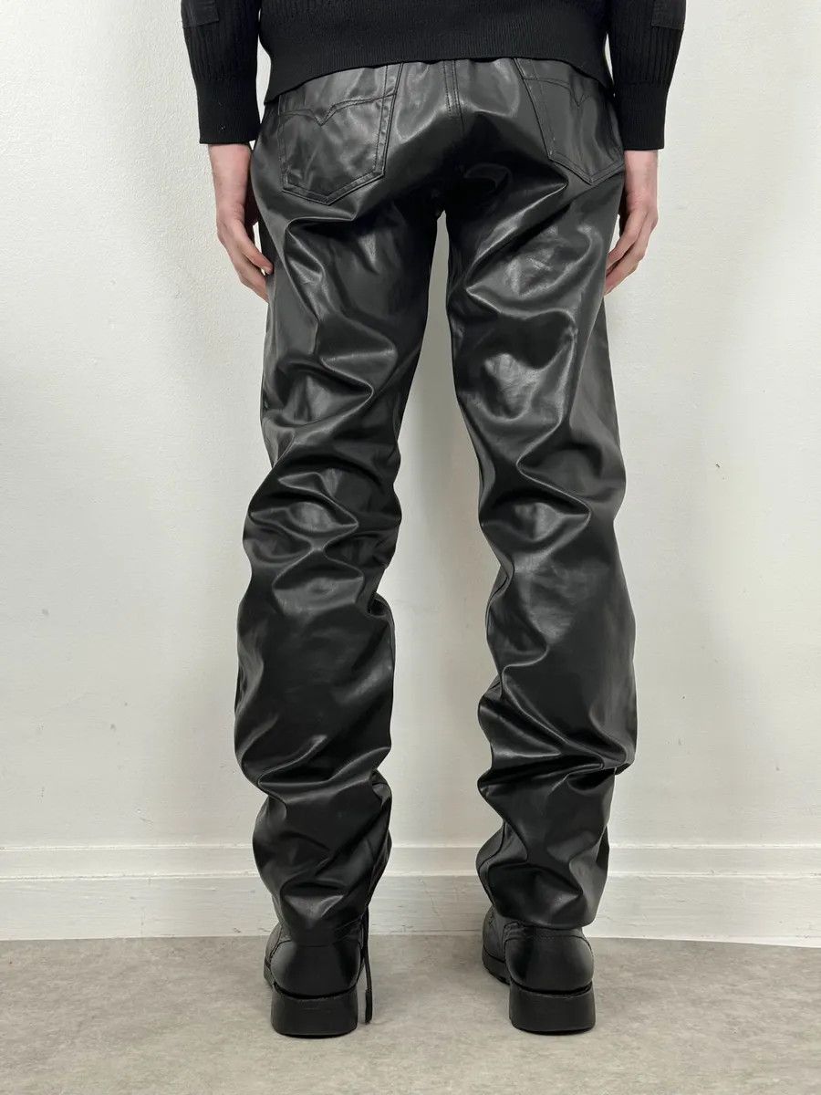 Versace 2000s Versace Black Cozy Faux Leather Pants Size US 32 / EU 48 - 3 Thumbnail