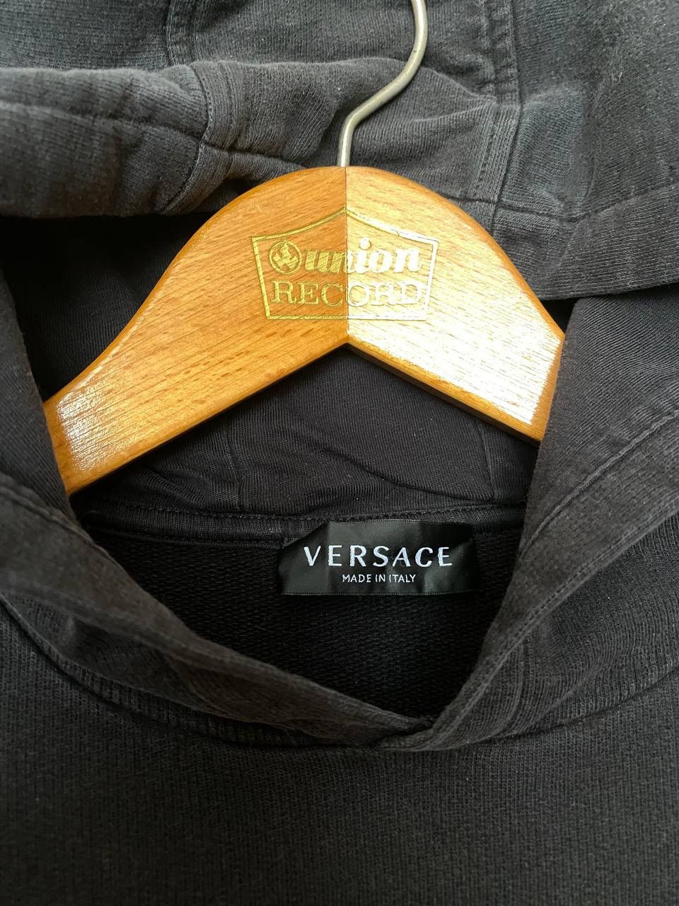 Versace Gianni Versace Hoodie Big Logo Size 10 years (140 cm) Black Size XXS / US 00 / IT 34 - 7 Thumbnail