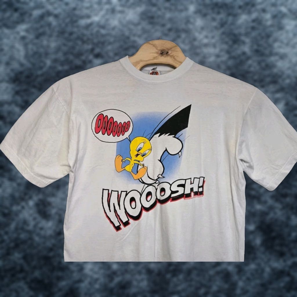 Vintage VINTAGE 1996 Tweety Bird & Sylvester Looney Tunes Cartoon T-Shirt XL Men Short Sleeve White Regular Size Size US XL / EU 56 / 4 - 1 Thumbnail
