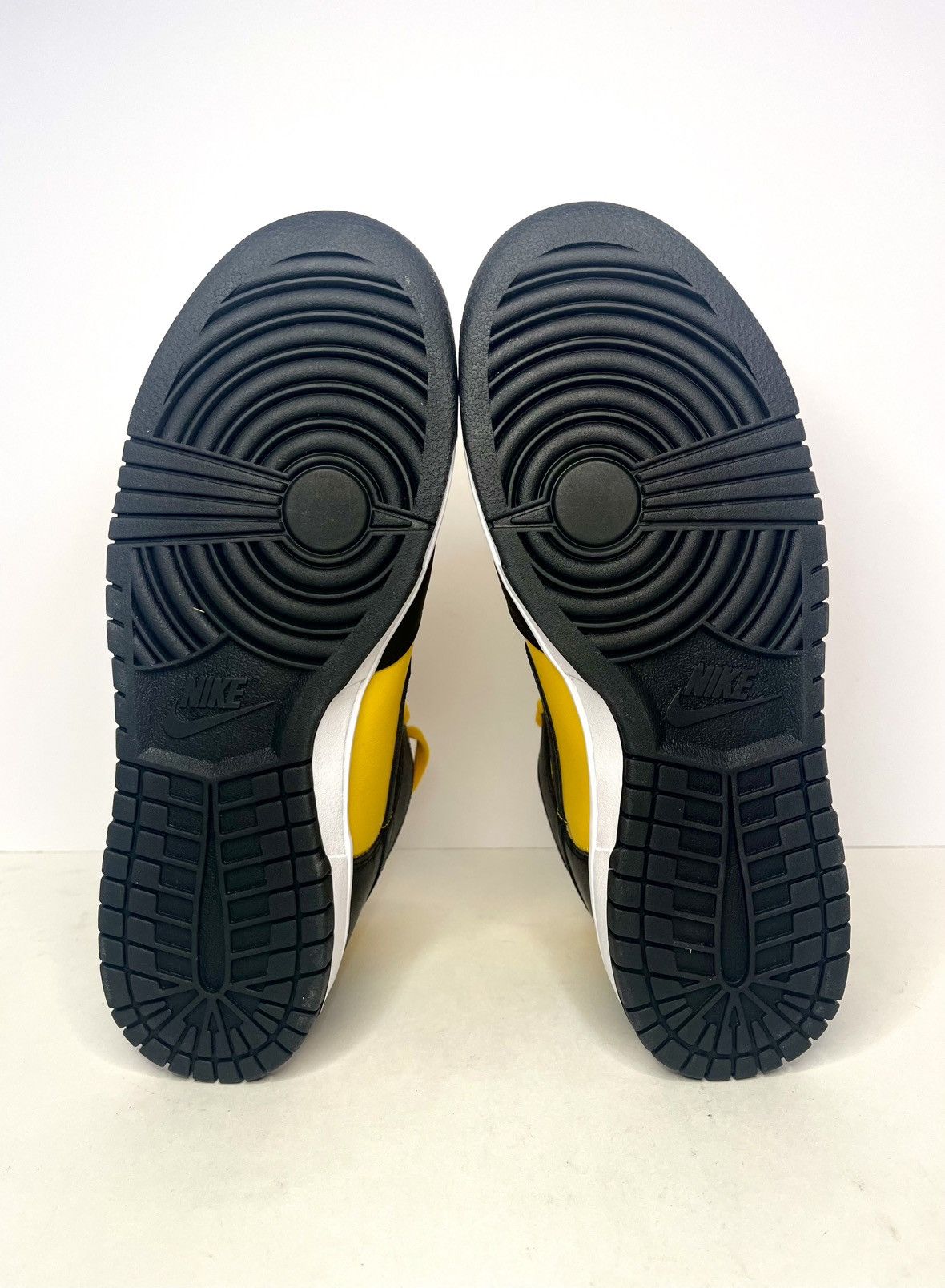 Nike Nike Dunk Retro High Bruce Lee Reverse Goldenrod Size 9 Mens Size US 9 / EU 42 - 4 Thumbnail