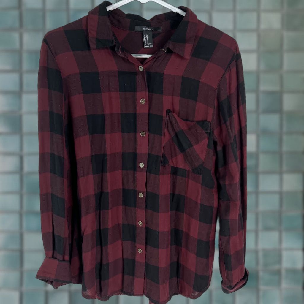Forever 21 Forever 21 Womens Checks Collared Long Sleeves Red Button Front Shirt Size M Size M / US 6-8 / IT 42-44 - 1 Thumbnail