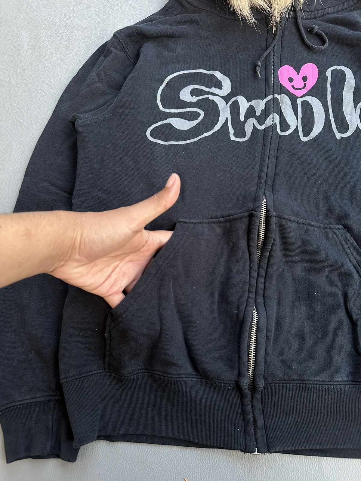 20471120 AYUMI HAMASAKI SMILE HOPE AND PEACE ZIP FUR HOODIE Size US M / EU 48-50 / 2 - 6 Thumbnail