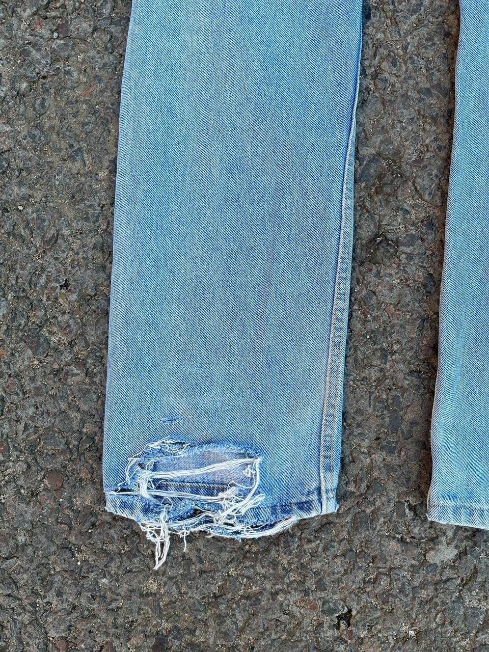Levi's Vintage Levis 501 Made in USA Distressed Studeed Jeans Size US 29 - 3 Thumbnail