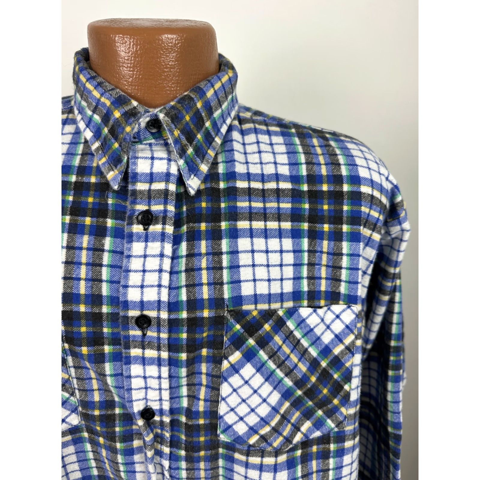 Vintage VINTAGE Saugatuck Flannel Shirt Men Large White Blue Plaid Button-Up Regular Fit 90s Grunge Size US L / EU 52-54 / 3 - 3 Thumbnail