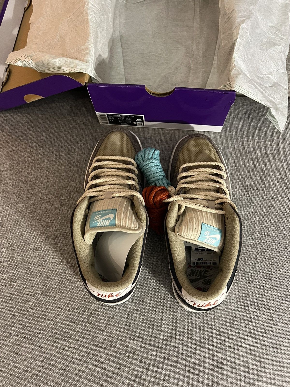 Nike Nike SB Dunk Low Pro Big Money Savings Size US 9.5 / EU 42-43 - 5 Thumbnail