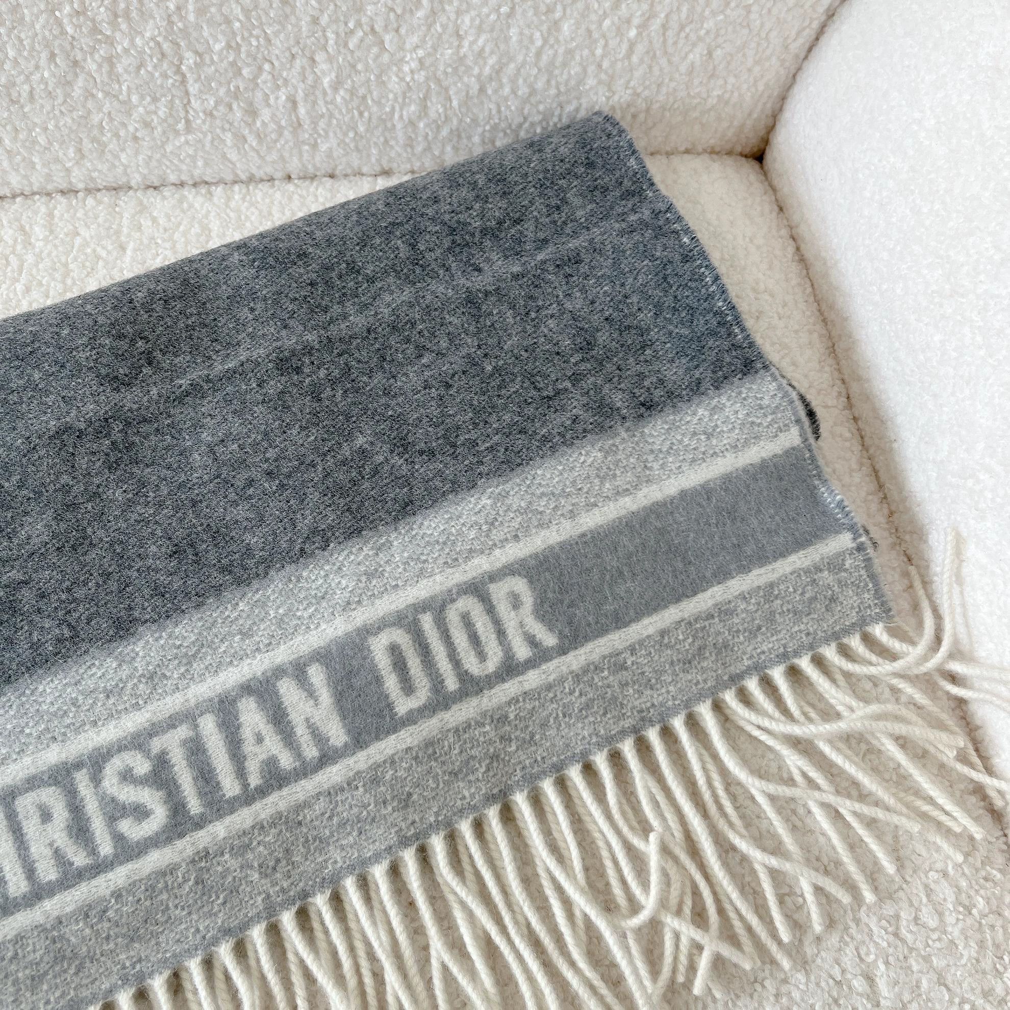Dior Dior Double-Faced Tassel Cashmere Scarf U Size 2811 Size ONE SIZE - 4 Thumbnail