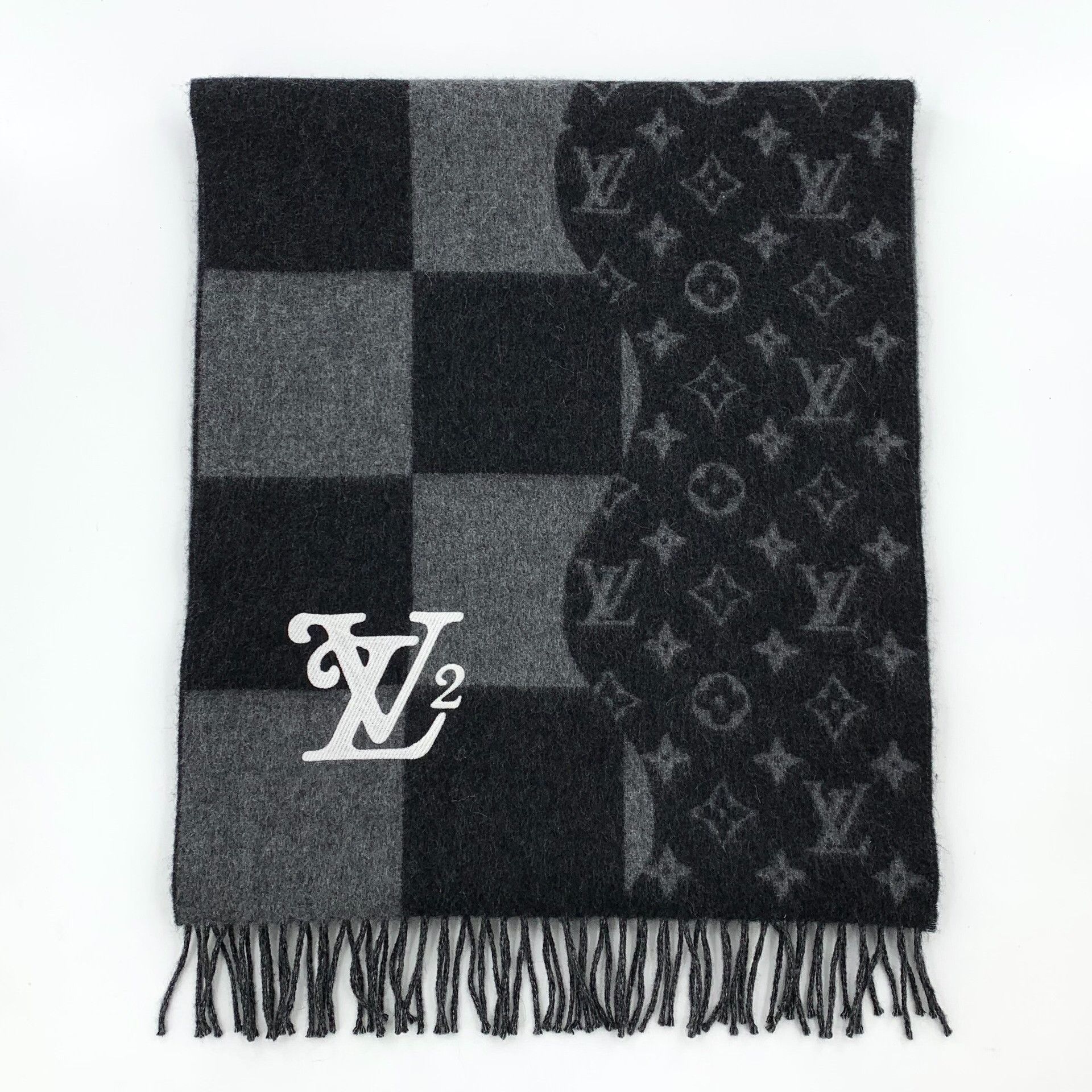 Louis Vuitton Louis Vuitton x Nigo Lv² Scarf Size ONE SIZE - 1 Thumbnail