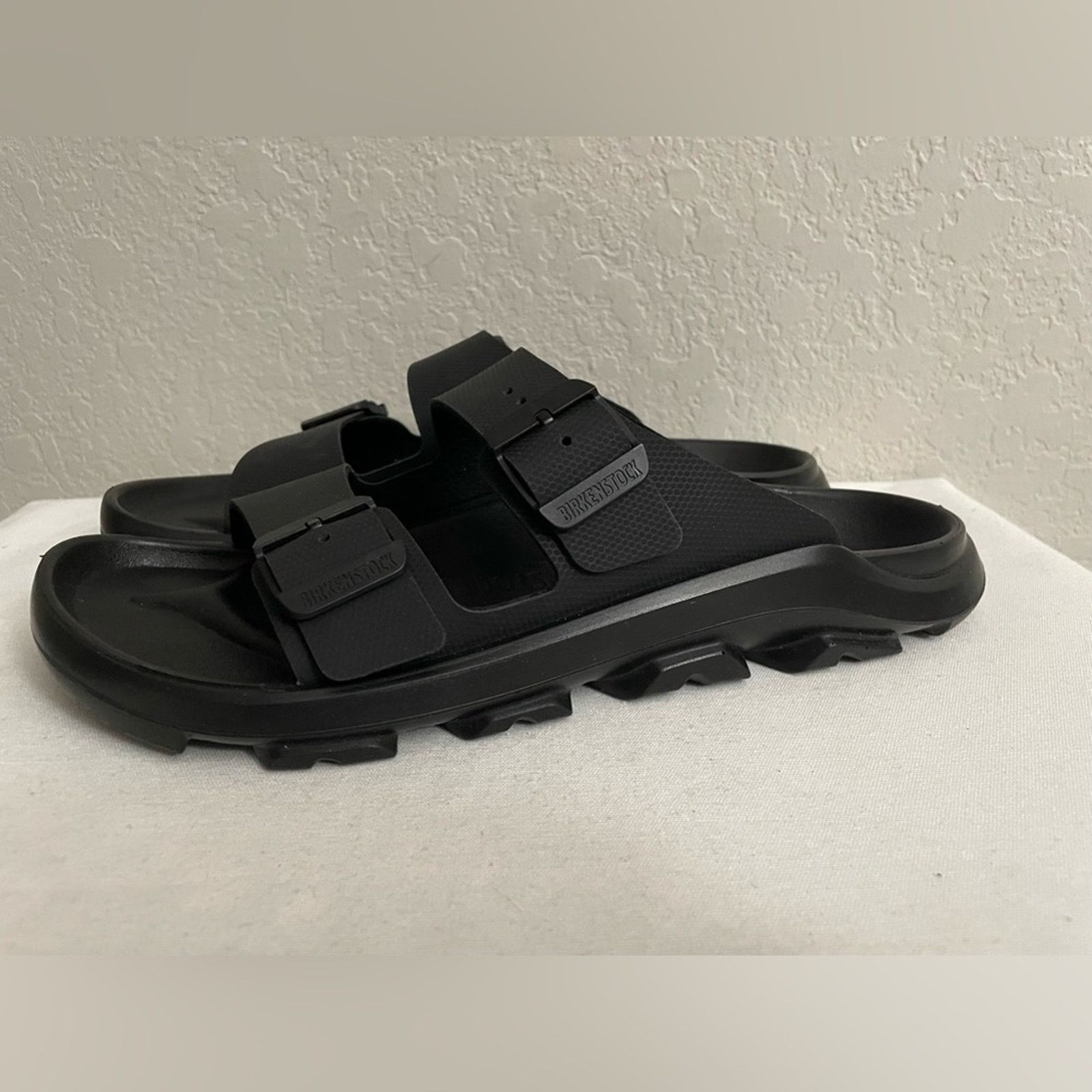 Birkenstock Birkenstock Mogami Terra Stealth Sandal Apex Black Size 44 Size US 11 / EU 44 - 3 Thumbnail