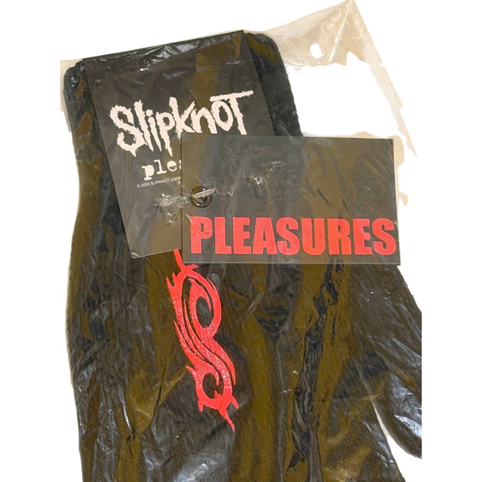 Pleasures Pleasures x Slipknot knit gloves black brand new in plastic Size ONE SIZE - 2 Thumbnail