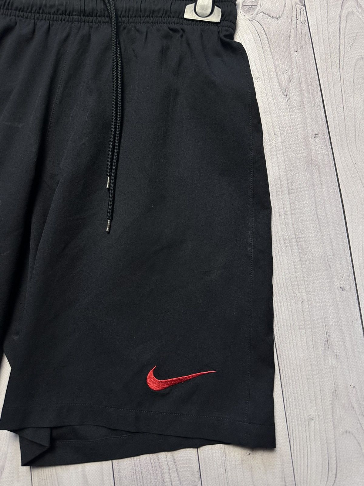 Nike × Vintage Vintage Nike Manchester United soccer shorts black size L Size US 34 / EU 50 - 3 Thumbnail
