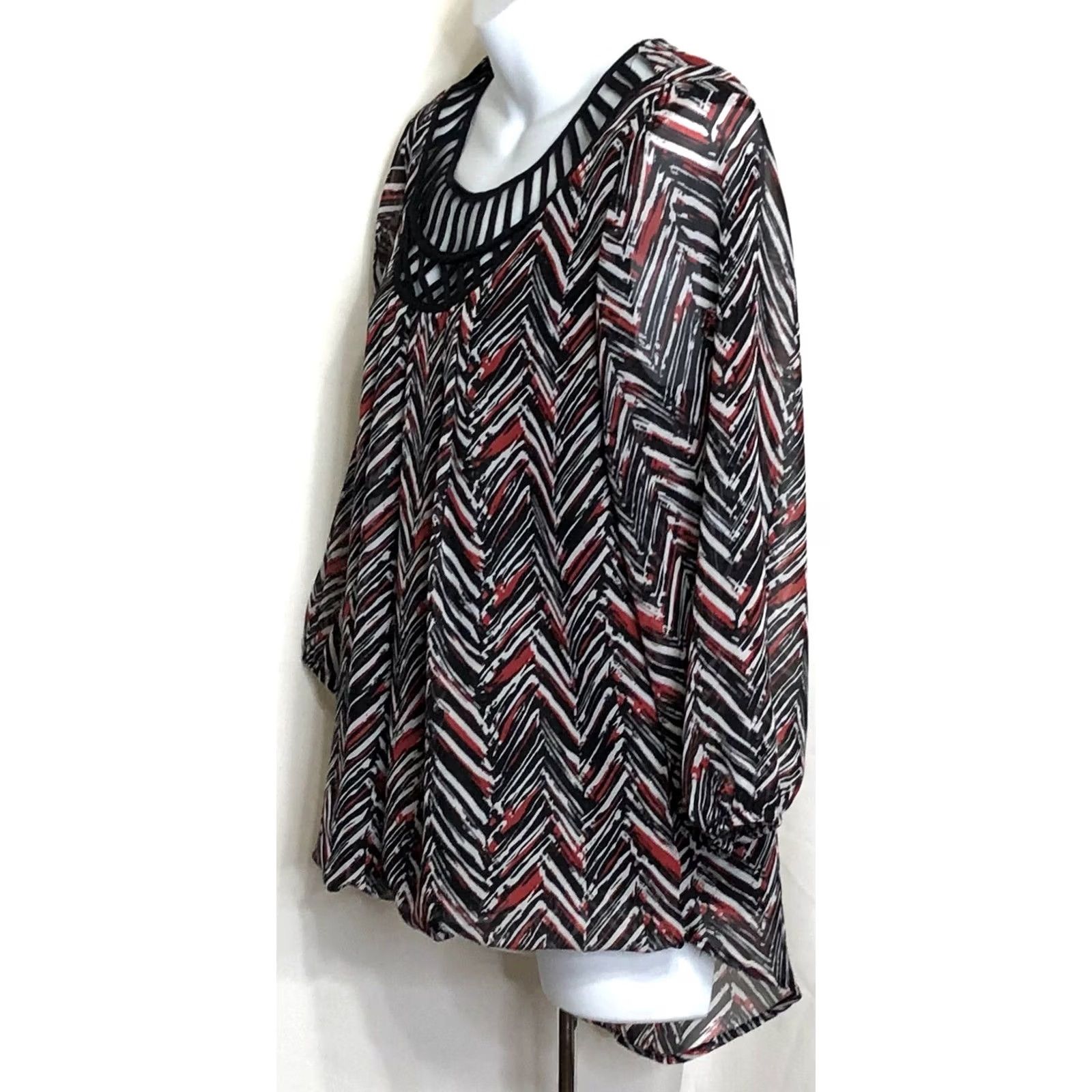 Vintage Anyx Chiffon L Blk/red Mod Geo cut out Neck Balloon Hi Lo Hem 3/4 sleeve Blouse Women XS-MLarge? Size L / US 10 / IT 46 - 2 Thumbnail