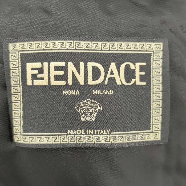 Other Fendi Versace x Manin Lao Hua Water Diamond Portrait Jacke Size US M / EU 48-50 / 2 - 3 Thumbnail