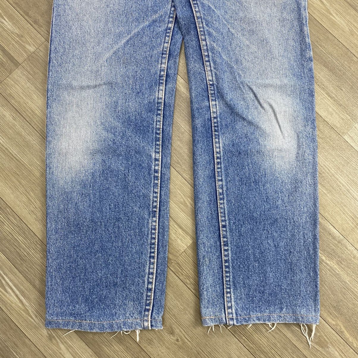 Levi's Vintage Clothing 1990s Vintage Levis 505 USA 28x34 Faded Blue Jeans Size US 28 / EU 44 - 11 Thumbnail