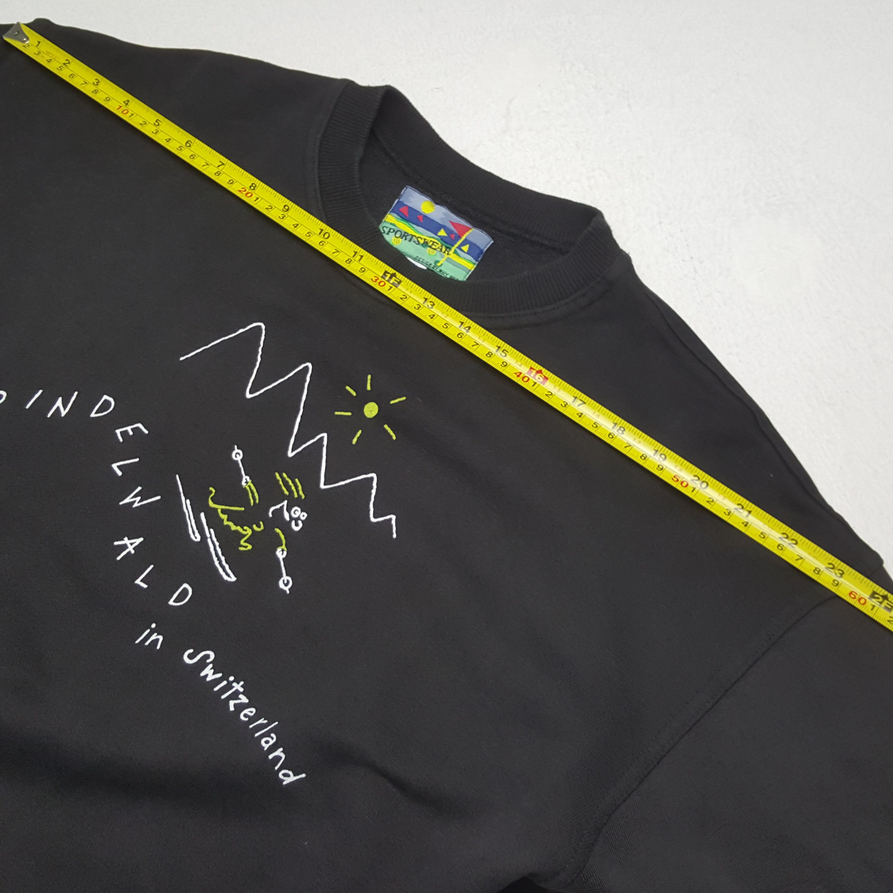 Vintage GRINDELWALD IN SWITZERLAND Vintage Sweatshirt C295N23 Size US M / EU 48-50 / 2 - 5 Thumbnail