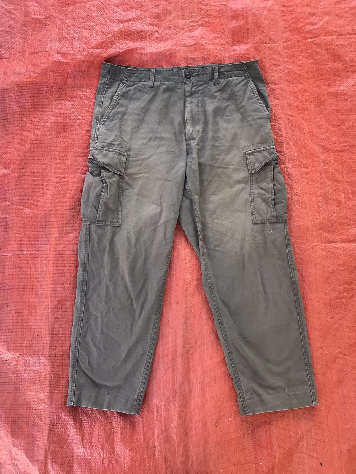 Uniqlo Uniqlo Military Cargo Pants Size US 35 - 1 Thumbnail
