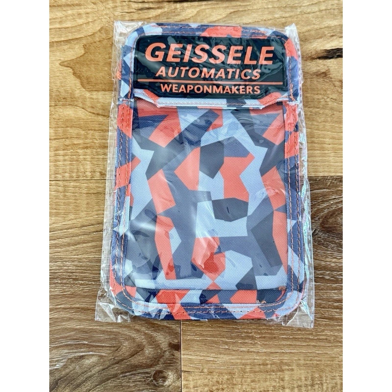 Other Geissele Automatics Camo Credential/Badge Holder,NEW Size ONE SIZE - 1 Thumbnail