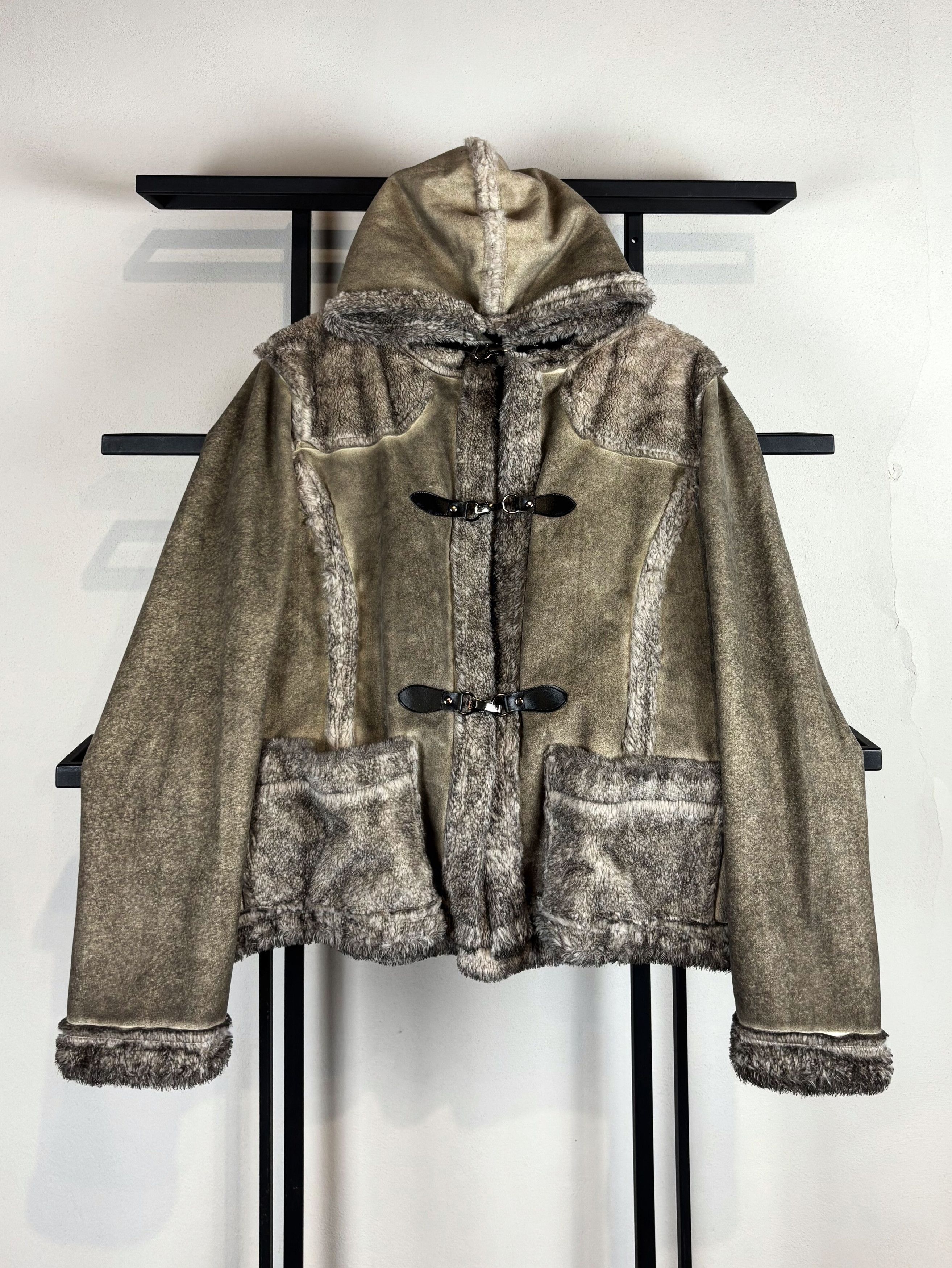 Vintage Vintage Shearling Toggle Jacket Hooded Y2K Grunge Streetwear Size US M / EU 48-50 / 2 - 3 Thumbnail