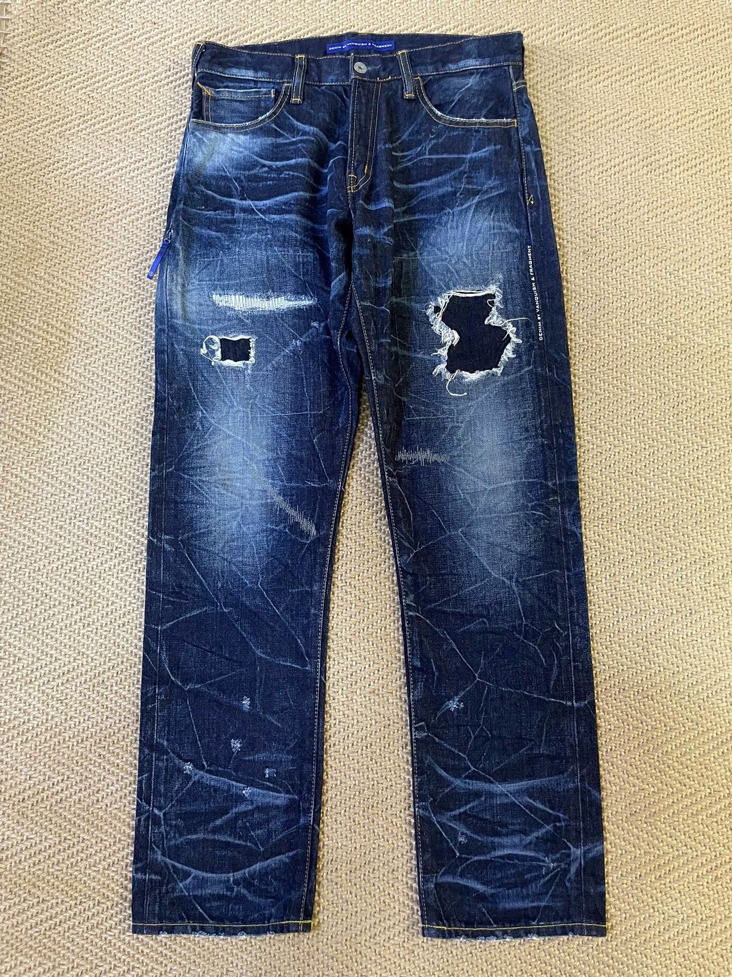 Vanquish VANQUISH x FRAGMENT Rex Mud Distressed Jeans W30 New Size US 30 / EU 46 - 1 Thumbnail