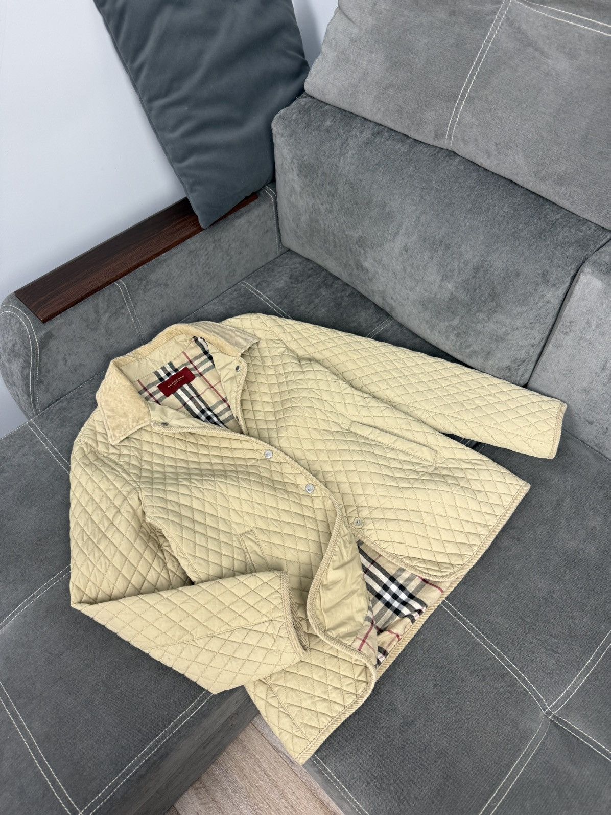 Burberry Burberry London Quilted Jacket Beige Nova Check Lining Size M / US 6-8 / IT 42-44 - 9 Thumbnail
