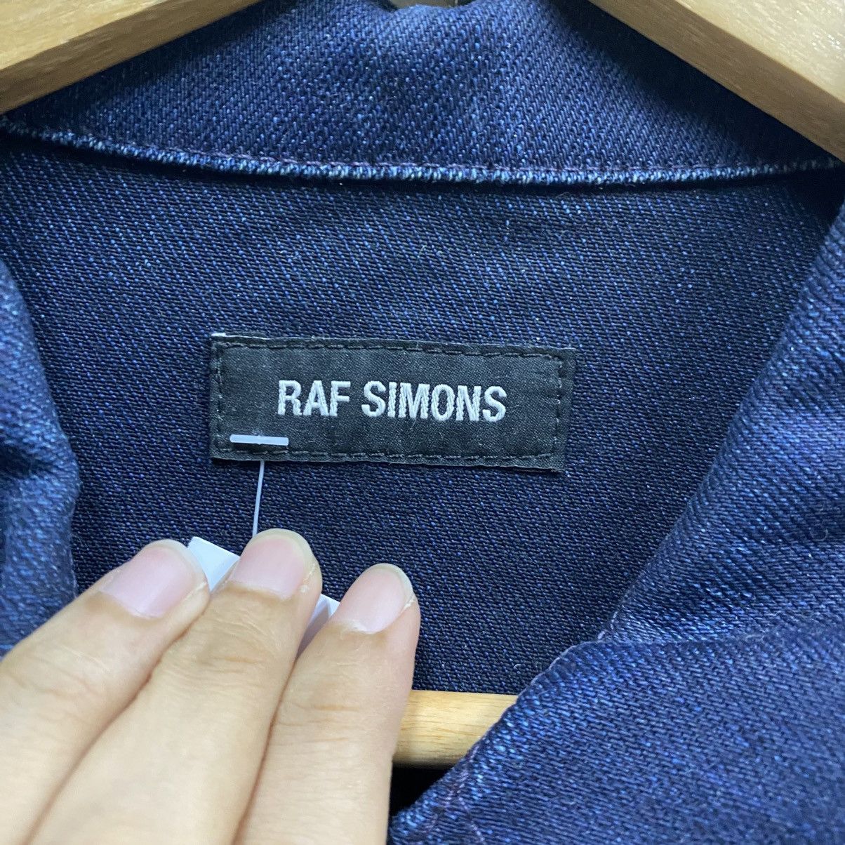 Raf Simons RAF simons Denim Shirt With Leather Patch Size US M / EU 48-50 / 2 - 12 Thumbnail