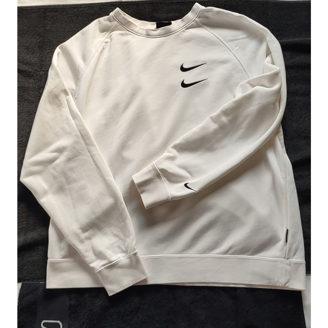 Nike Nike MENS Swoosh Casual Double-Hook Crew-neck XL white Size US XL / EU 56 / 4 - 1 Thumbnail