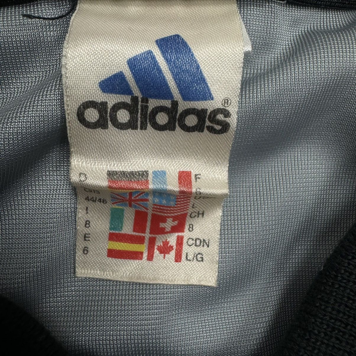 Adidas Vintage Y2K Adidas Multi Logo Monogram Boxy Polo Shirt Size US L / EU 52-54 / 3 - 14 Thumbnail