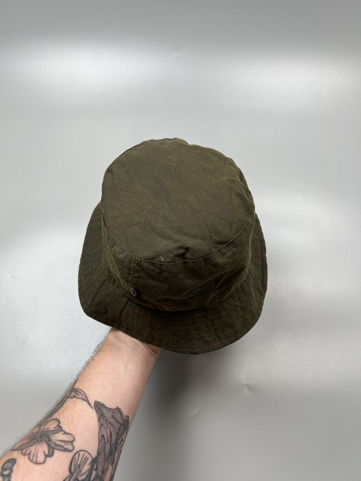Barbour Barbour Waxed Bucket Hat With Sling (Y0475) Size ONE SIZE - 2 Thumbnail