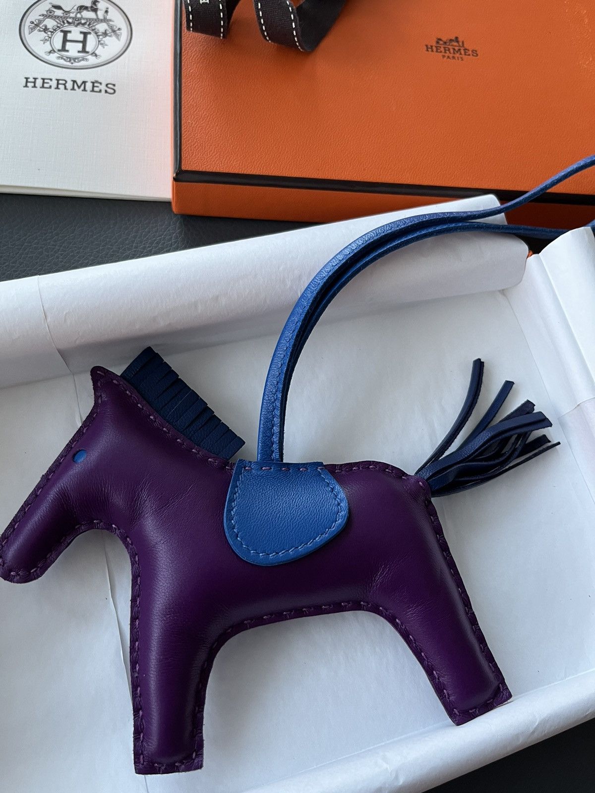 Hermes Rare Brand New Hermes Rodeo MM Leather Horse Charm Size ONE SIZE - 11 Thumbnail