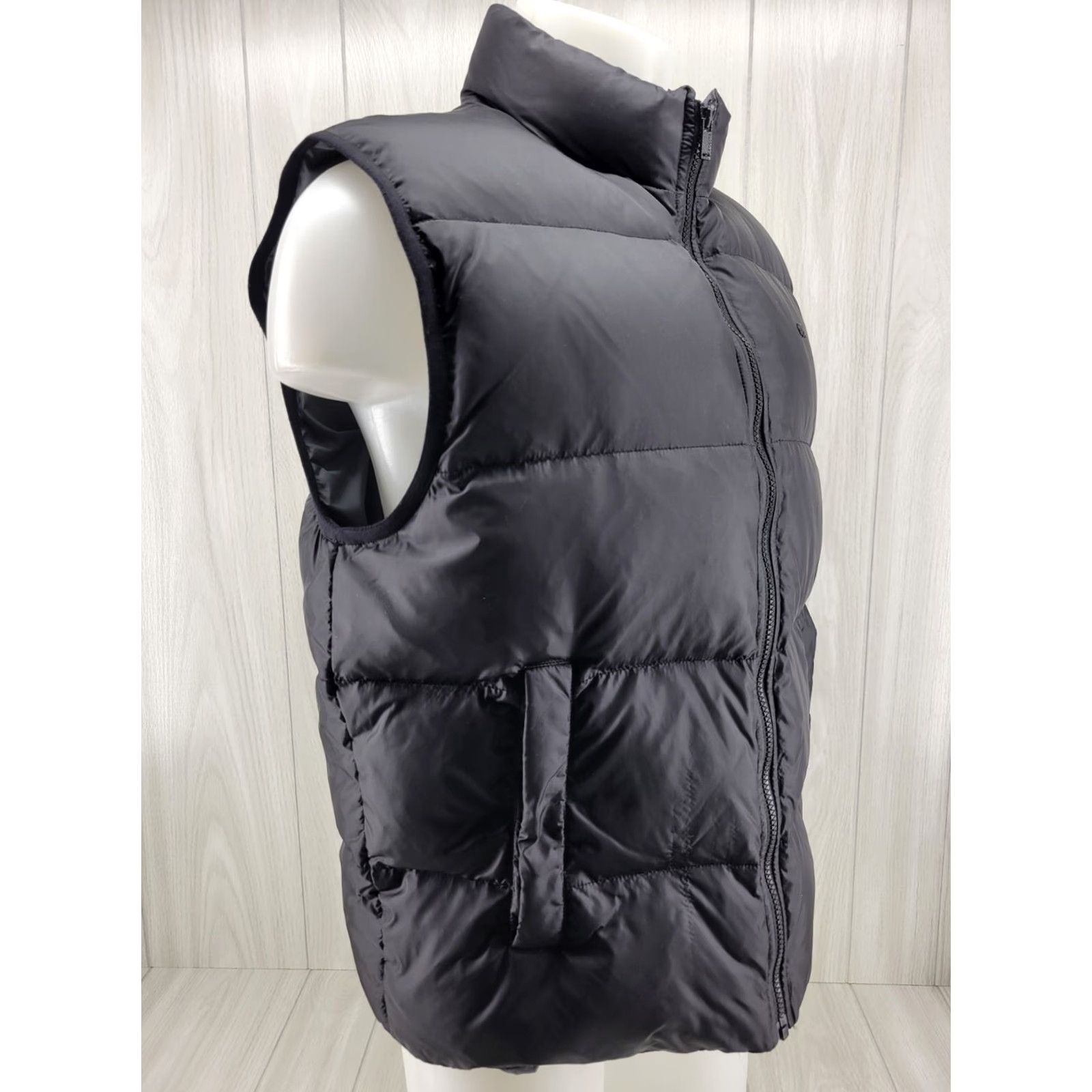 Lacoste LACOSTE Puffer Vest Women's Black 54/6 Outdoor Apparel Vest Sleeveless Contemporary Warmth 54/6 Womens Size XXL / US 16-18 / IT 52-54 - 5 Thumbnail