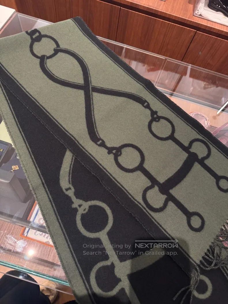 Hermes Hermes size 30×160cm Casaque Mors scarf, camouflage green/b Size ONE SIZE - 2 Thumbnail
