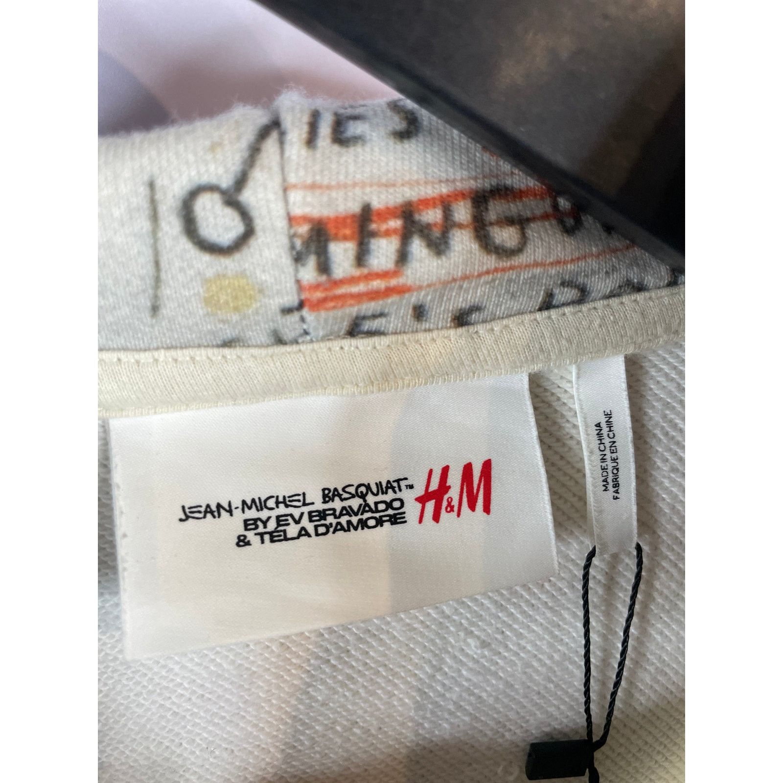 Who Decides War WDW H&M Hoodie Used Medium Size US M / EU 48-50 / 2 - 4 Thumbnail