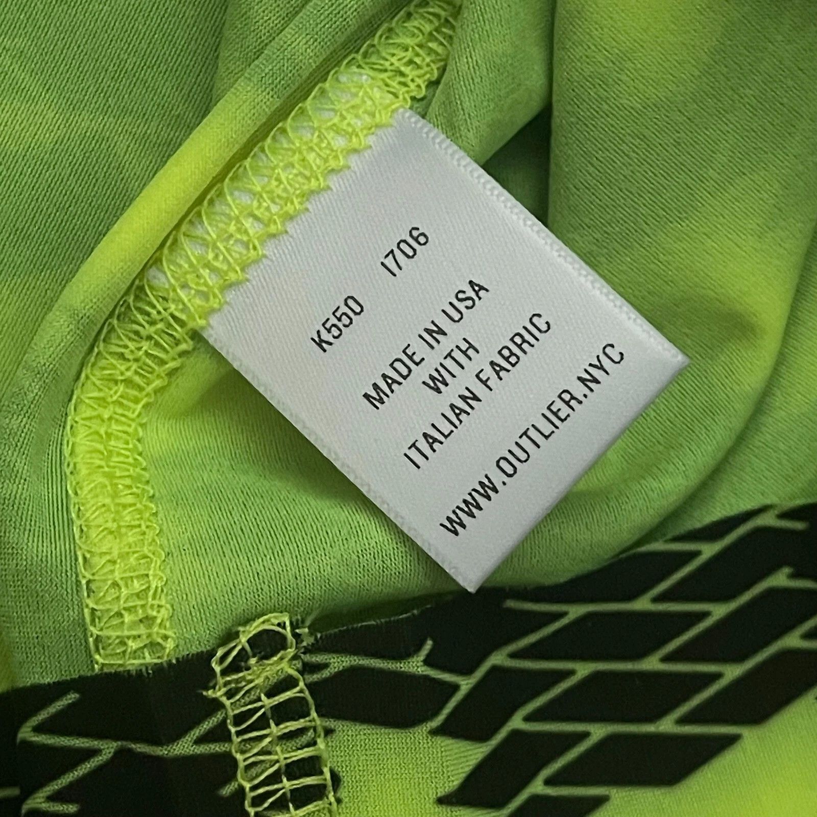 Outlier Experiment 451 Sunwarp Subprint Rawcut Tank NEW Size US M / EU 48-50 / 2 - 4 Thumbnail
