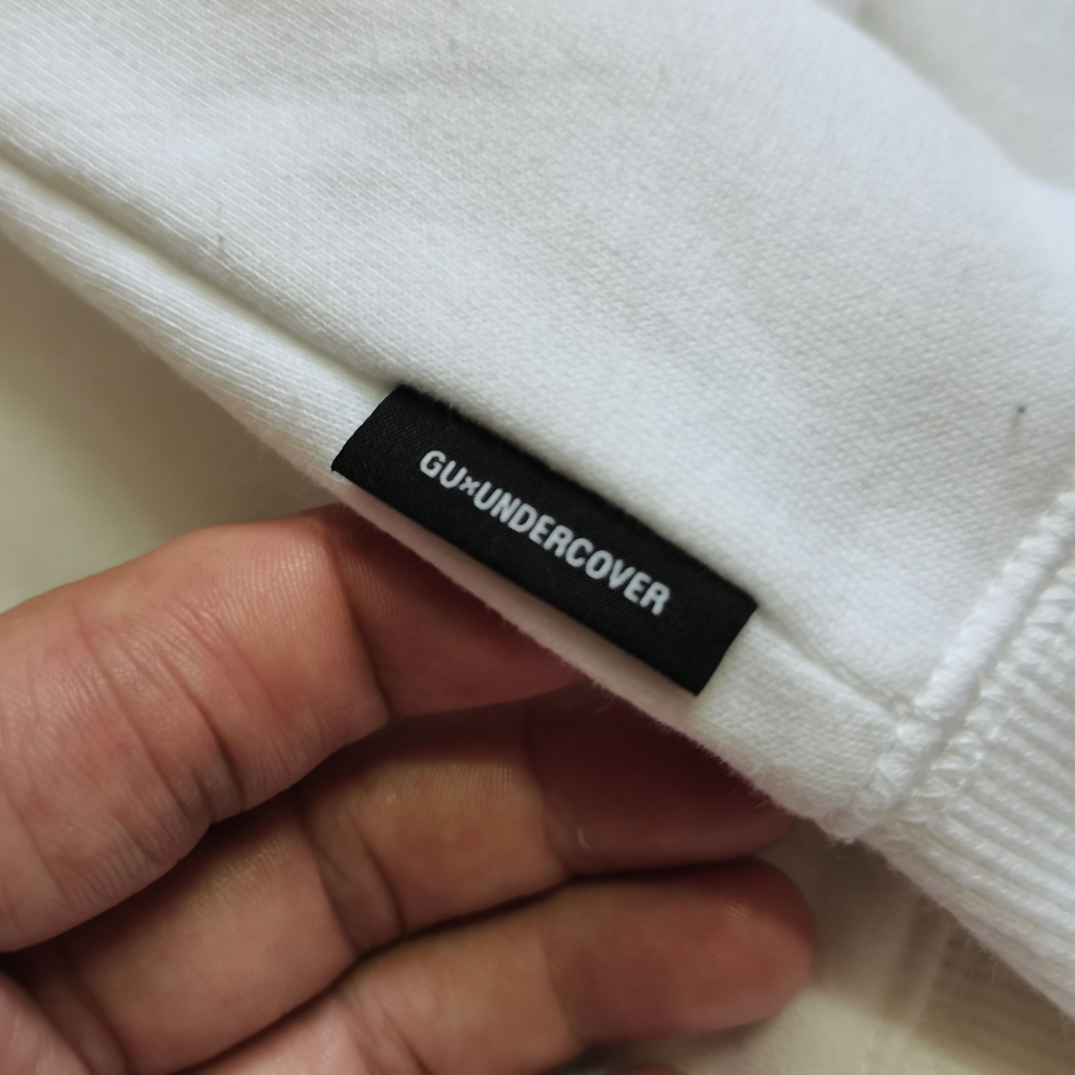 Undercover Offer🔥 Gu X Undercover White Hoodie Size L Size US L / EU 52-54 / 3 - 5 Thumbnail