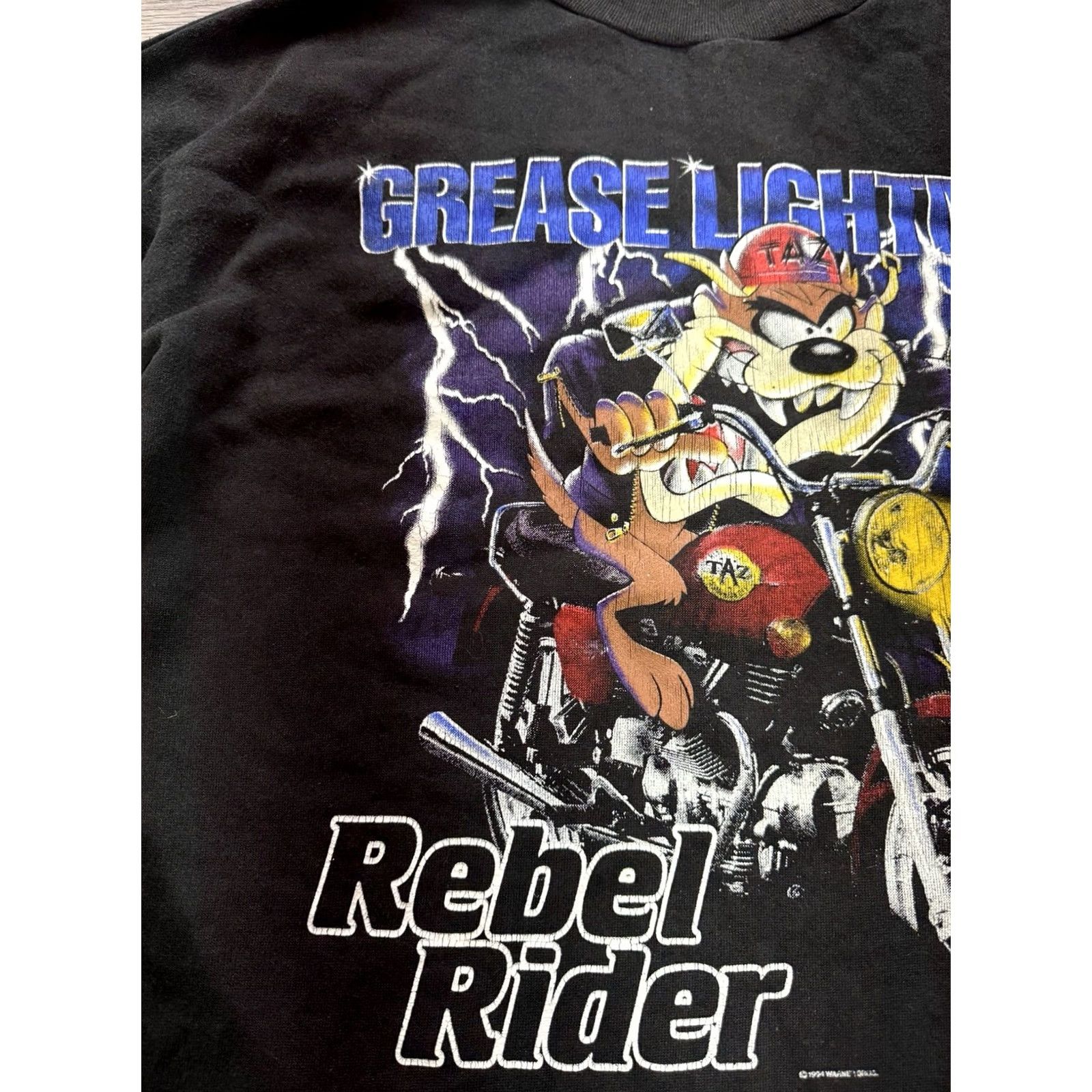 Vintage VINTAGE 1994 Looney Tunes Taz Grease Lightnin’ Rebel Rider Long Sleeve Sweatshirt Mens 42/44 Black Size US XL / EU 56 / 4 - 7 Thumbnail
