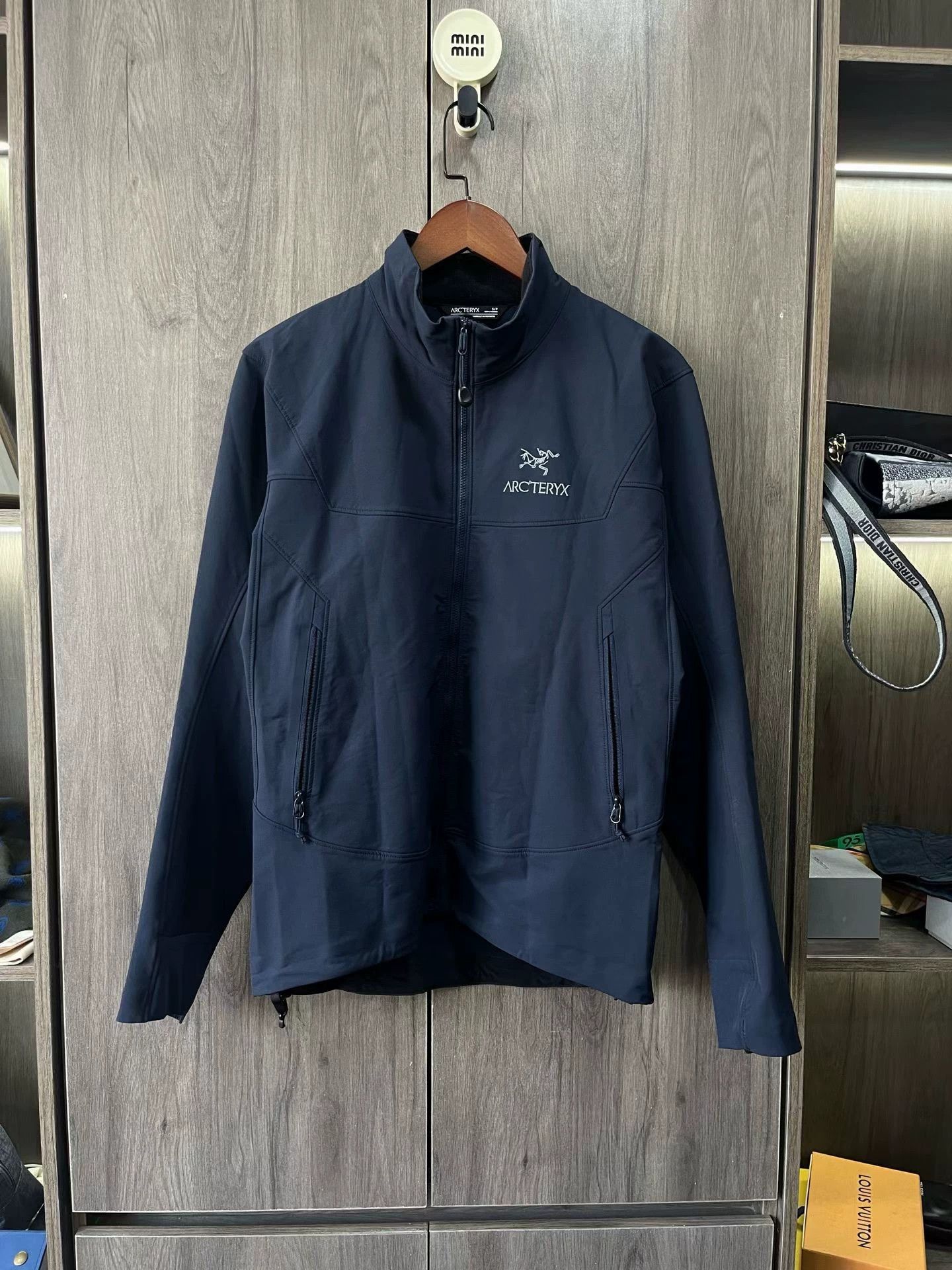Arc'teryx Arc'teryx Gamma LT Jacket Men's S Black Size US S / EU 44-46 / 1 - 1 Thumbnail