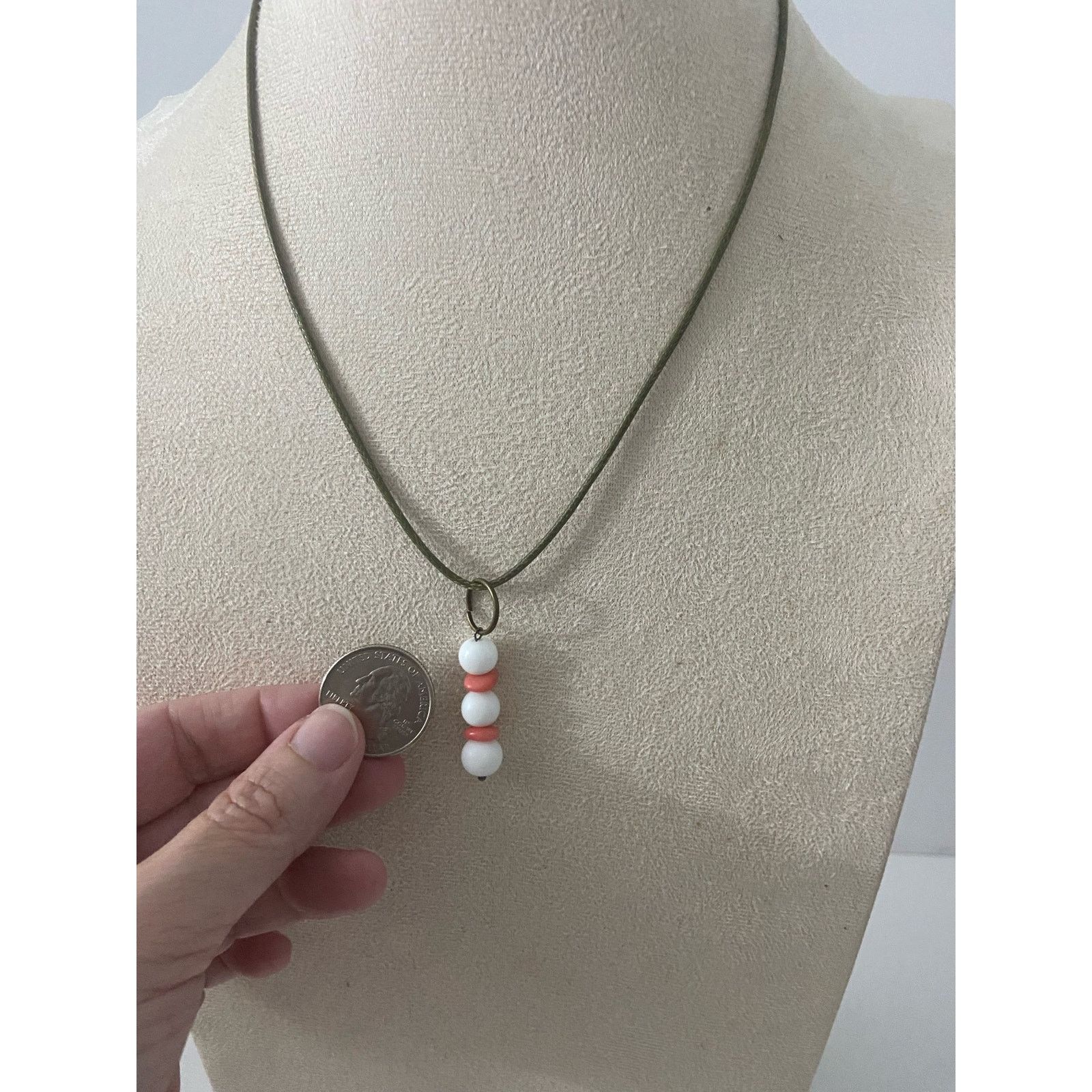 Handmade agate and shell pendant necklace Size ONE SIZE - 2 Thumbnail