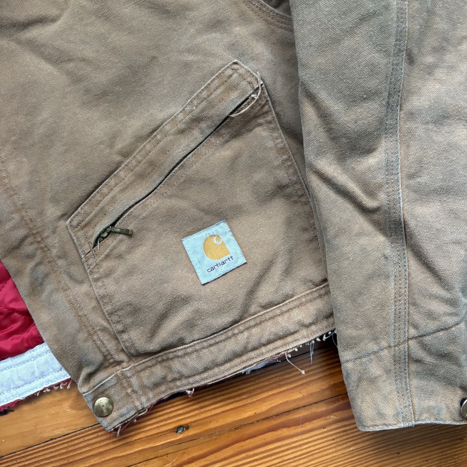 Carhartt × Vintage Vintage Carhartt Cropped Boxy Work Detroit Jacket Size L Size US L / EU 52-54 / 3 - 6 Thumbnail