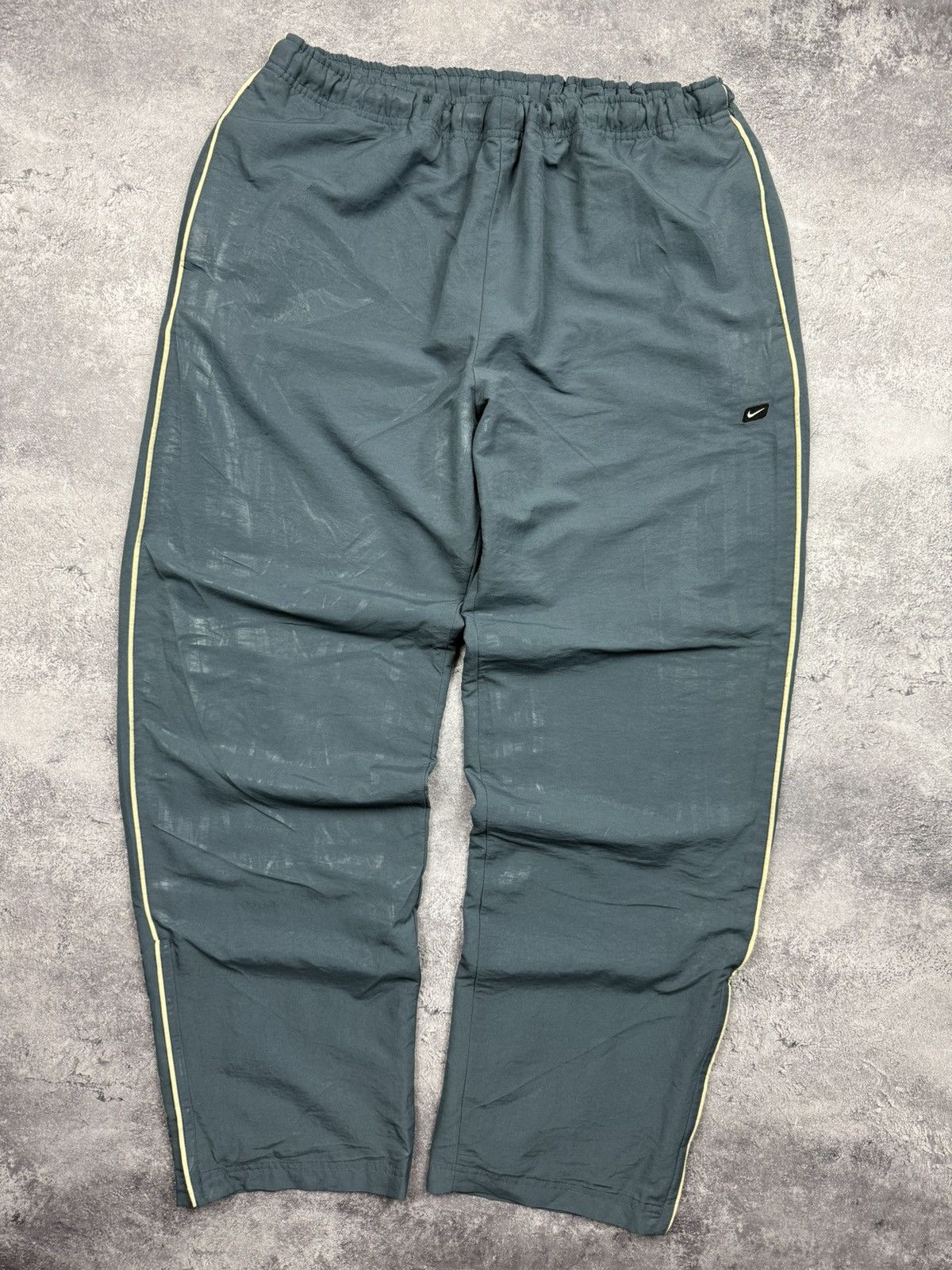 Nike Nike Vintage Track Pants Swoosh Y2K Baggy Sweatpants Hype Size US 36 / EU 52 - 8 Thumbnail