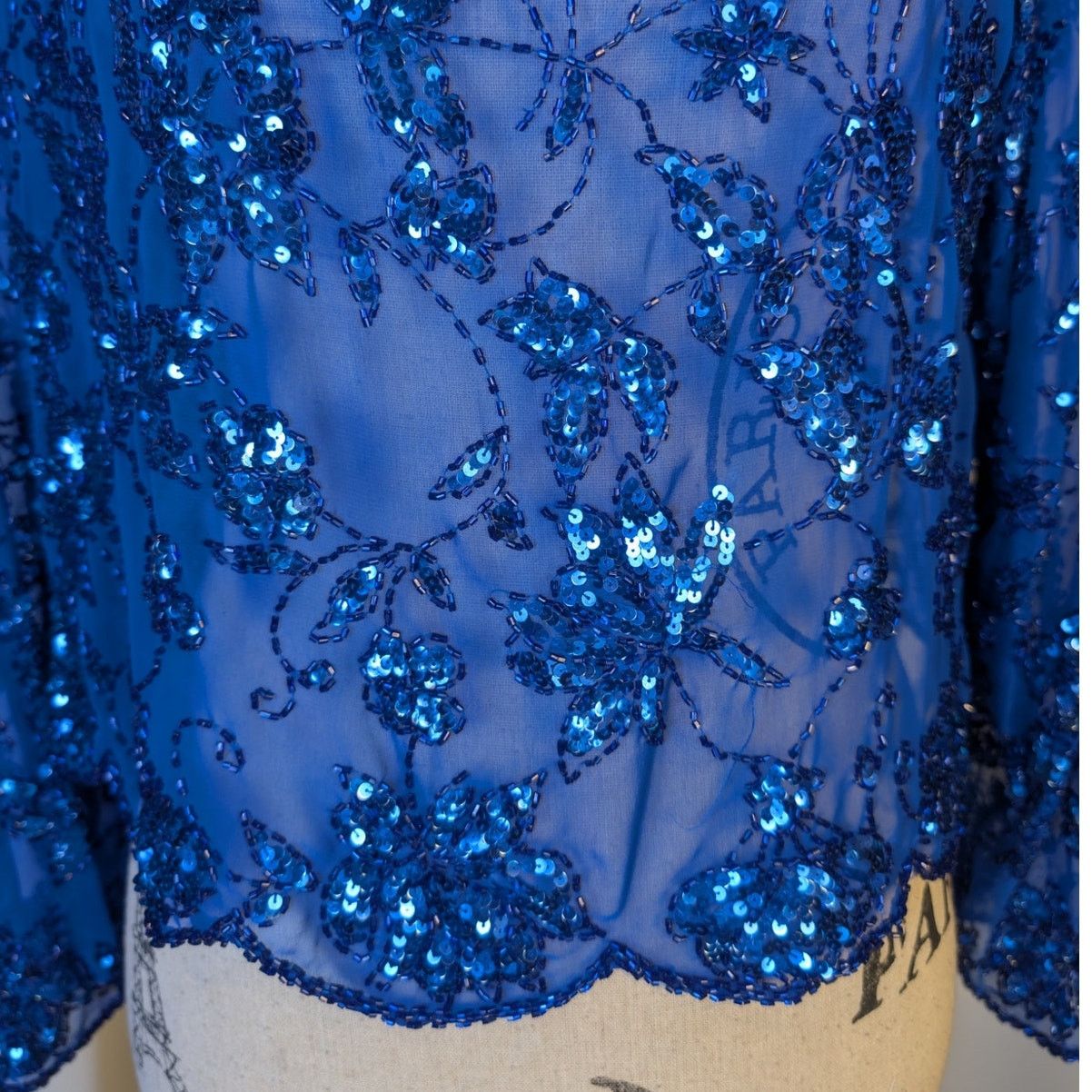Vintage Vintage 80s Blue Sequin Beaded Silk Sheer Crop Top Floral Size S / US 4 / IT 40 - 9 Thumbnail