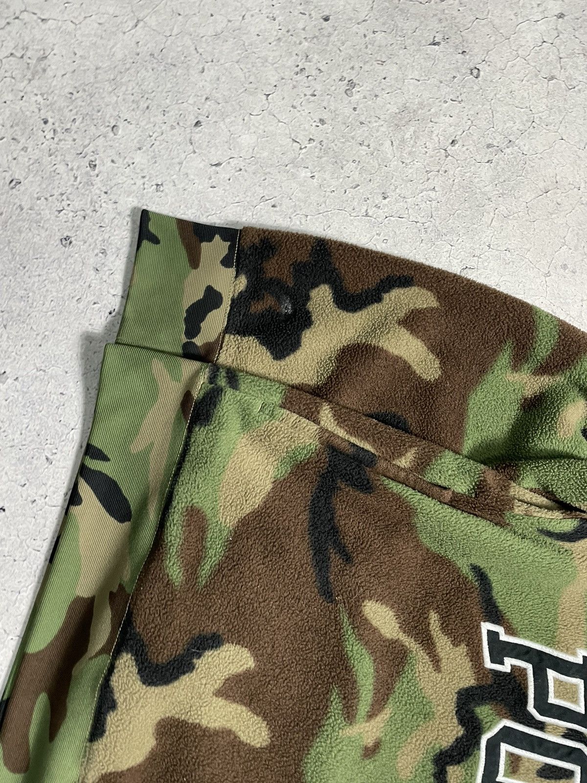 Polo Ralph Lauren Vintage Polo Ralph Lauren Camo Fleece Sweatshirt 1/4 Zip USA Size US M / EU 48-50 / 2 - 3 Thumbnail