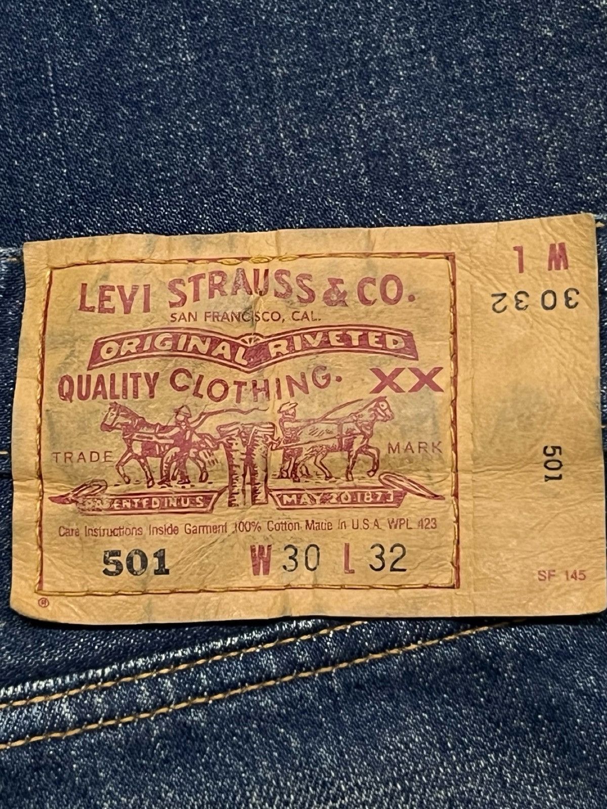 Levi's Vintage 90s Levi’s 501 XX Denim Japan | Vintage Faded | W30 Size US 30 / EU 46 - 13 Thumbnail