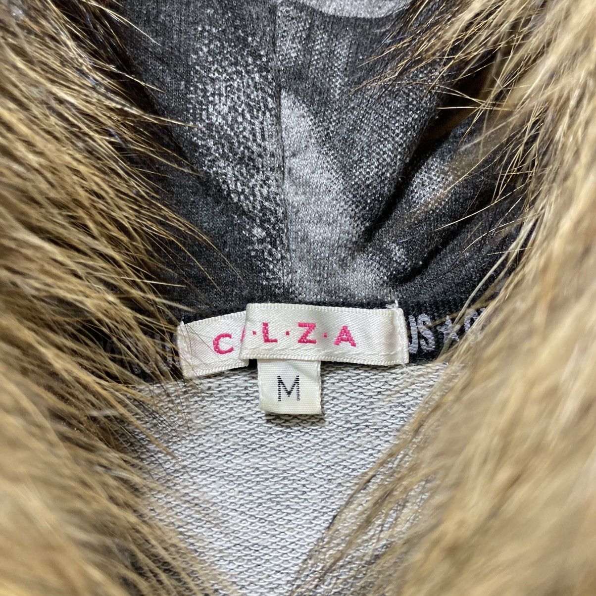 Japanese Brand 2000s Colza Girl Glamorous Aop Ziphoodie Beauty Beast Lgb Size US M / EU 48-50 / 2 - 13 Thumbnail
